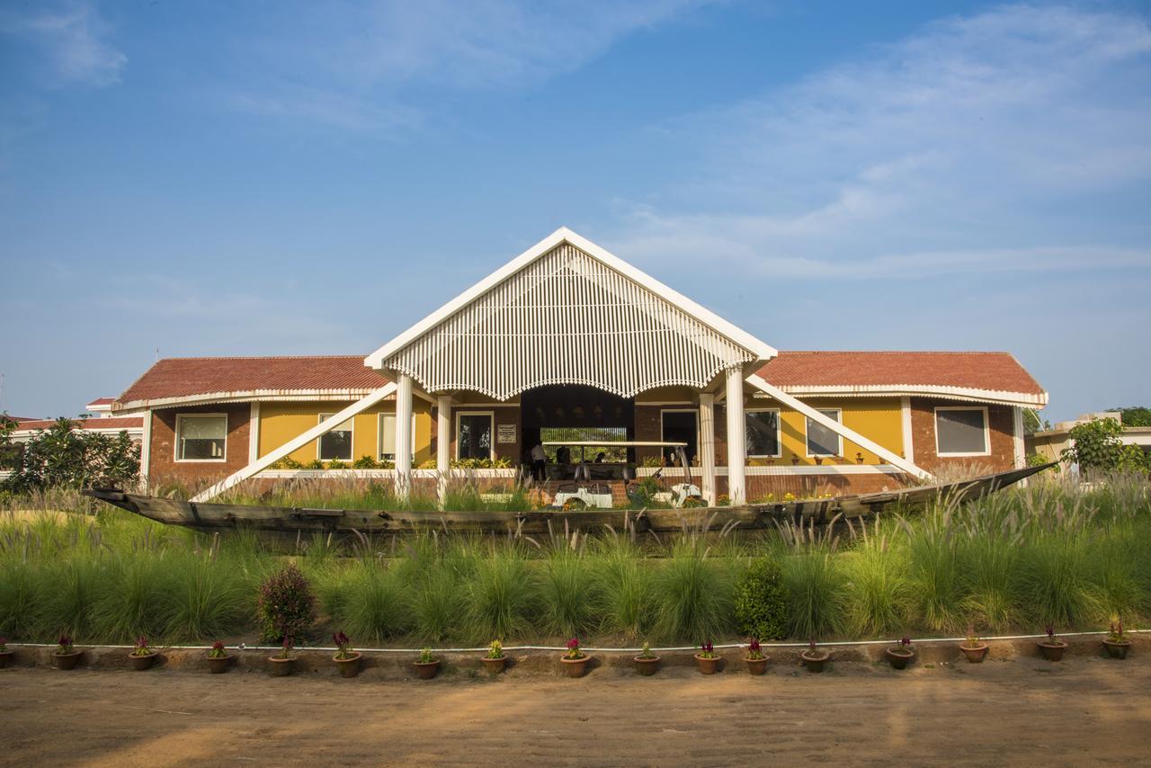 Swosti Chilika Resort Kanaipur Exterior foto