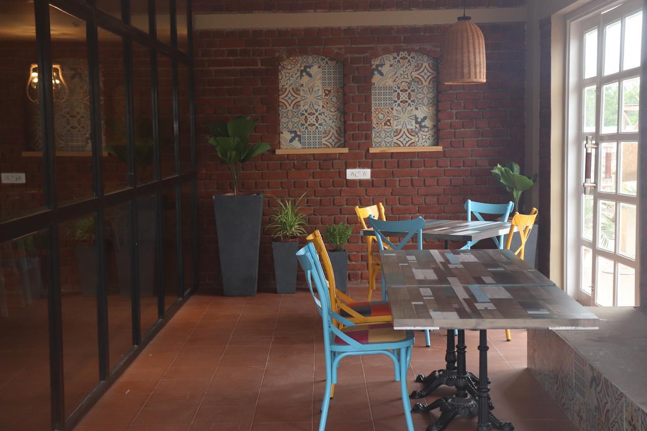 Swosti Chilika Resort Kanaipur Exterior foto