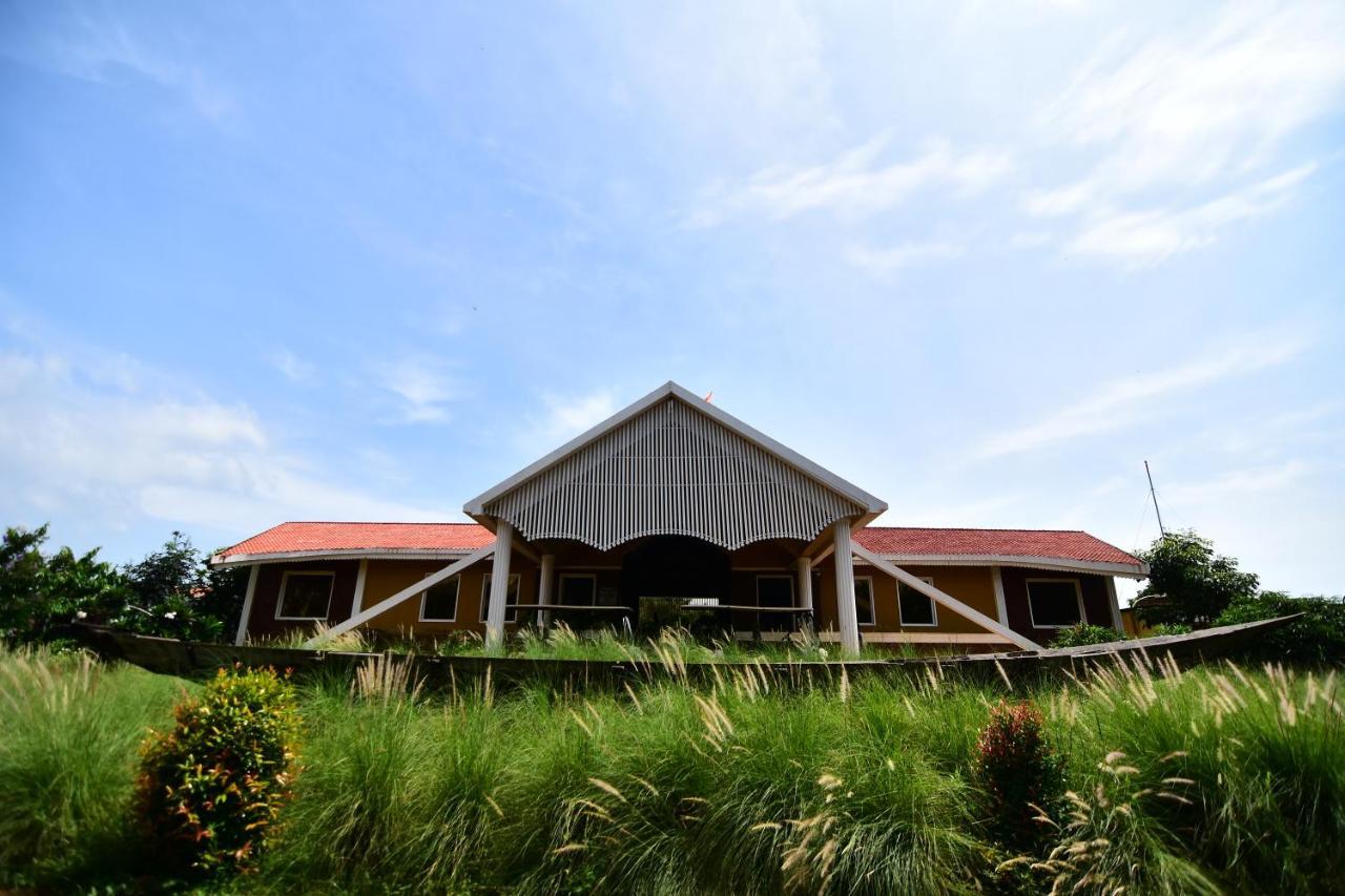 Swosti Chilika Resort Kanaipur Exterior foto